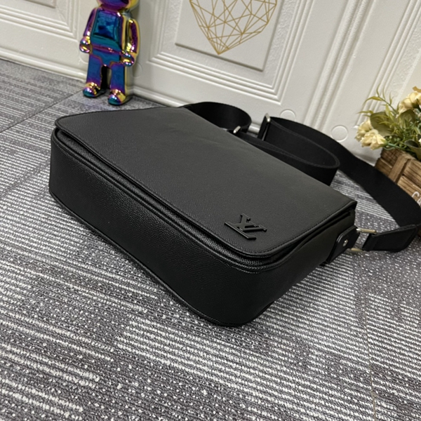 ルイヴィトンバッグ素材ディテール